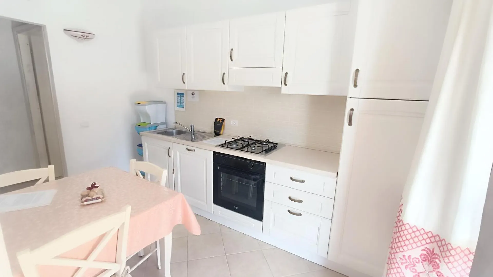 Case Vacanze Nioleo - Apartments And Pool
