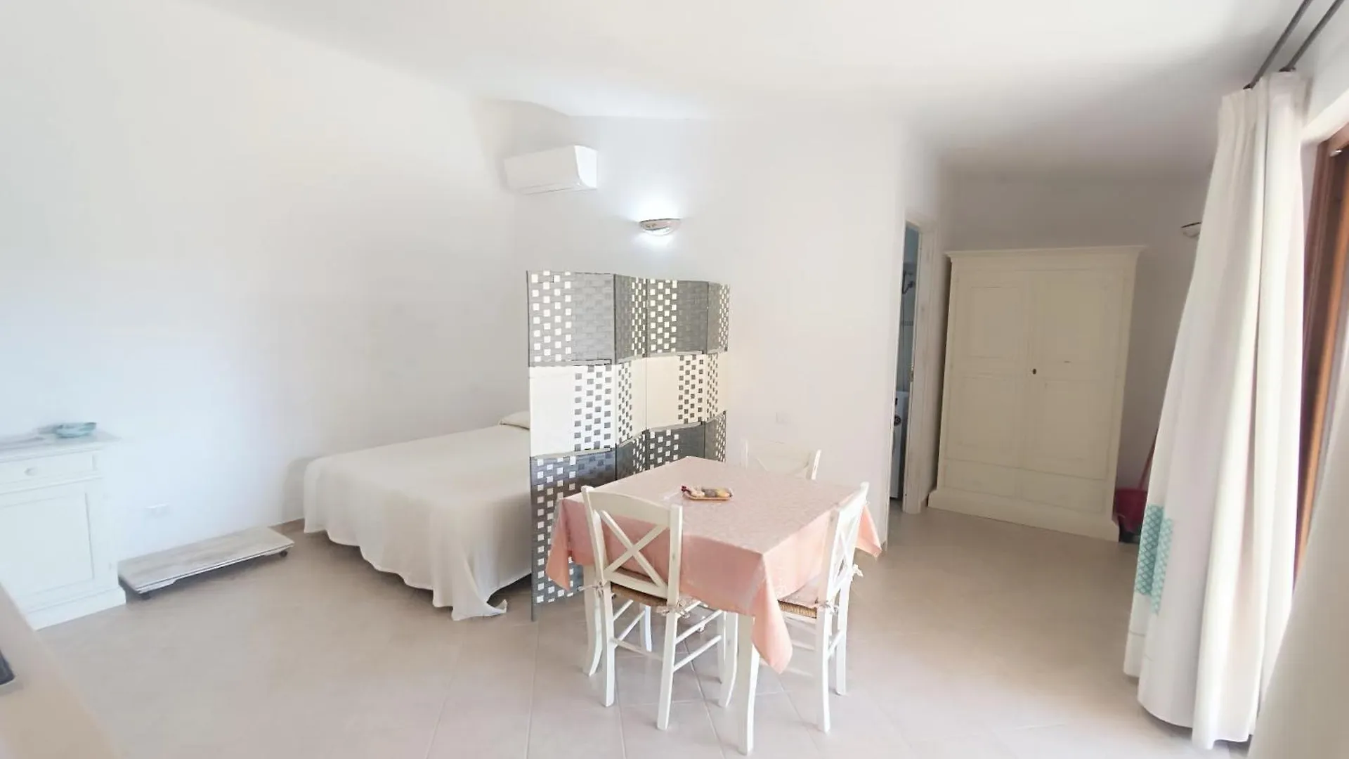 Case Vacanze Nioleo - Apartments And Pool Italy