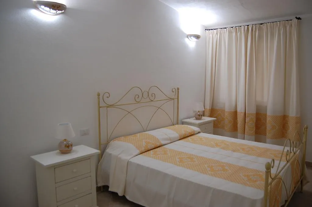Case Vacanze Nioleo - Apartments And Pool Siniscola