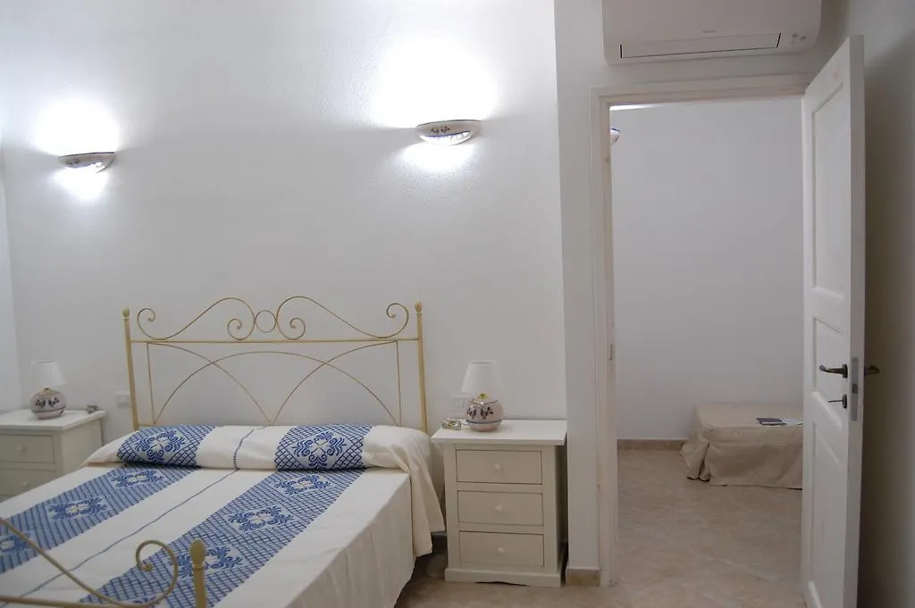 Case Vacanze Nioleo - Apartments And Pool  Siniscola