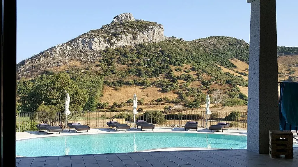 Case Vacanze Nioleo - Apartments And Pool